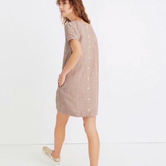 Madewell Dresses & Skirts - Madewell Stripe Play Button Back Dress